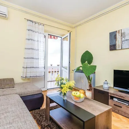 Apartment Lovely In With Kitchen *